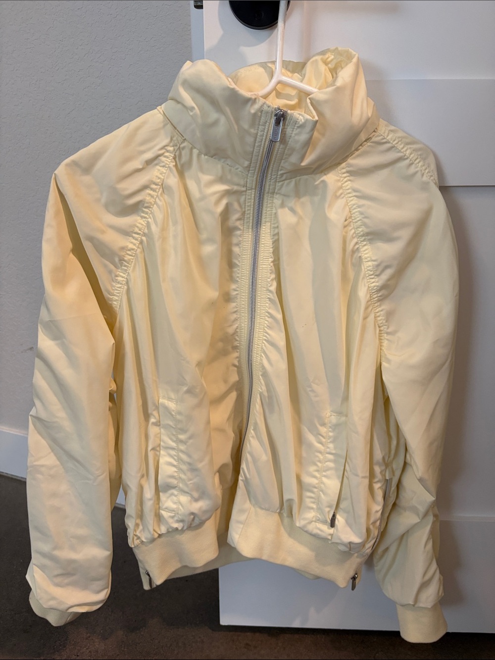 Athleta Pale Cream Lightweight Bomber Jacket